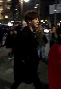 学生梦见偶遇明星,学生邂逅明星的奇幻之旅