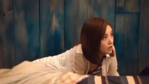 女孩突然上头条怎么办,女孩如何巧妙应对成为焦点