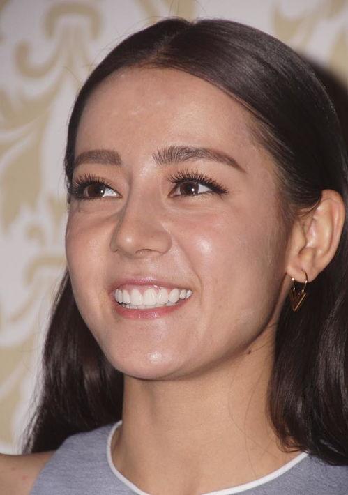 素颜明星丑,美丽背后的不为人知