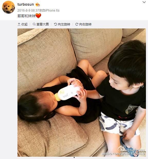 明星吃奶的视频,明星温馨哺乳瞬间曝光