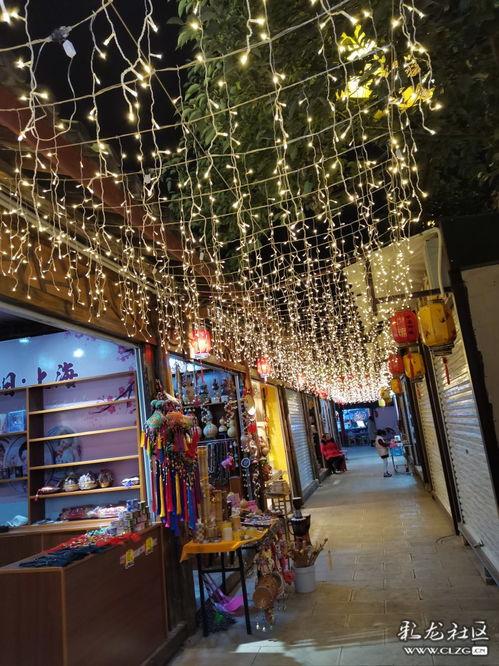 网红夜市街道照片,网红街道的烟火气息与人间烟火