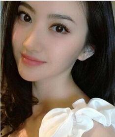 看起来很甜的明星