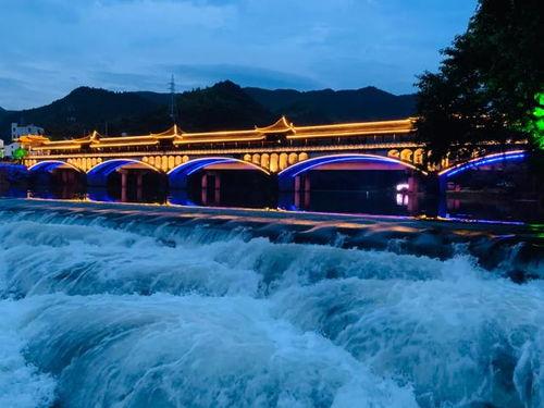 前坝网红,揭秘网络红人的崛起与影响力”