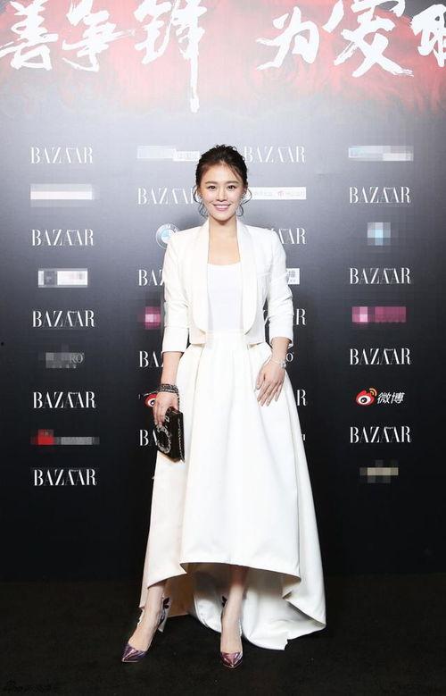 明星慈善夜马思纯,爱心传递温暖人间”