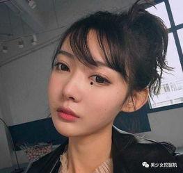 颜值 网红,揭秘网络红人的魅力法则”