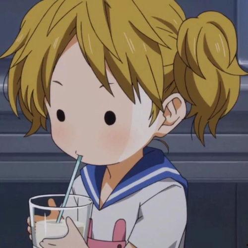 吃瓜真人女头像动漫,动漫风真人头像的绝美演绎